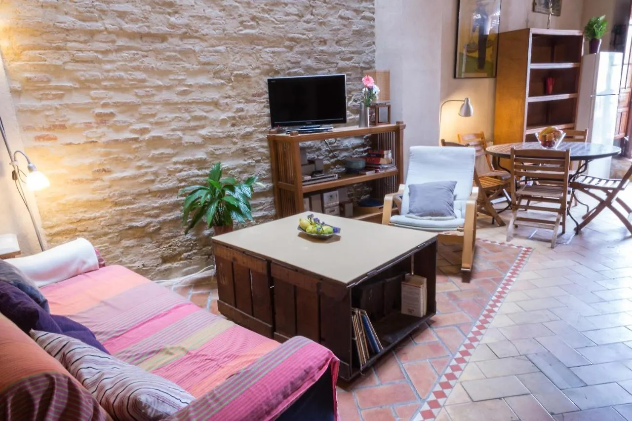 Guest house Habitacion De Lujo En La Alameda 1 Seville Spain